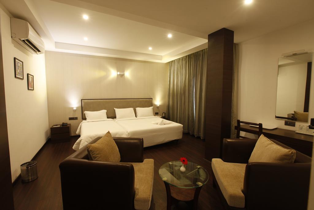Brownstar Boutique Hotel شيناي الغرفة الصورة