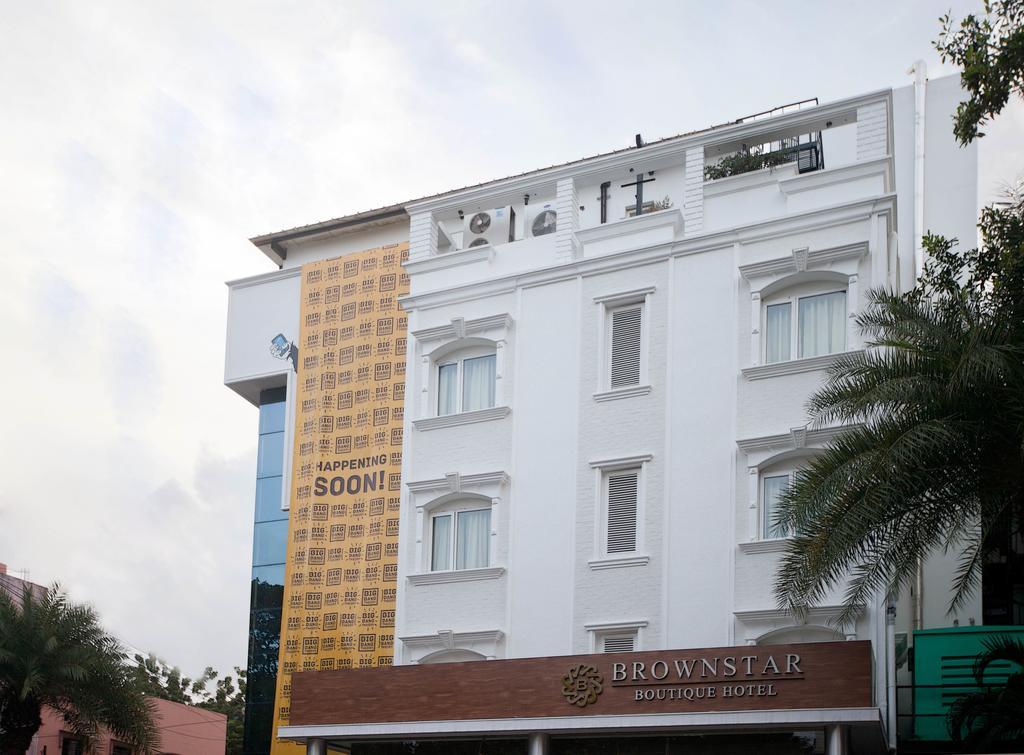 Brownstar Boutique Hotel شيناي المظهر الخارجي الصورة