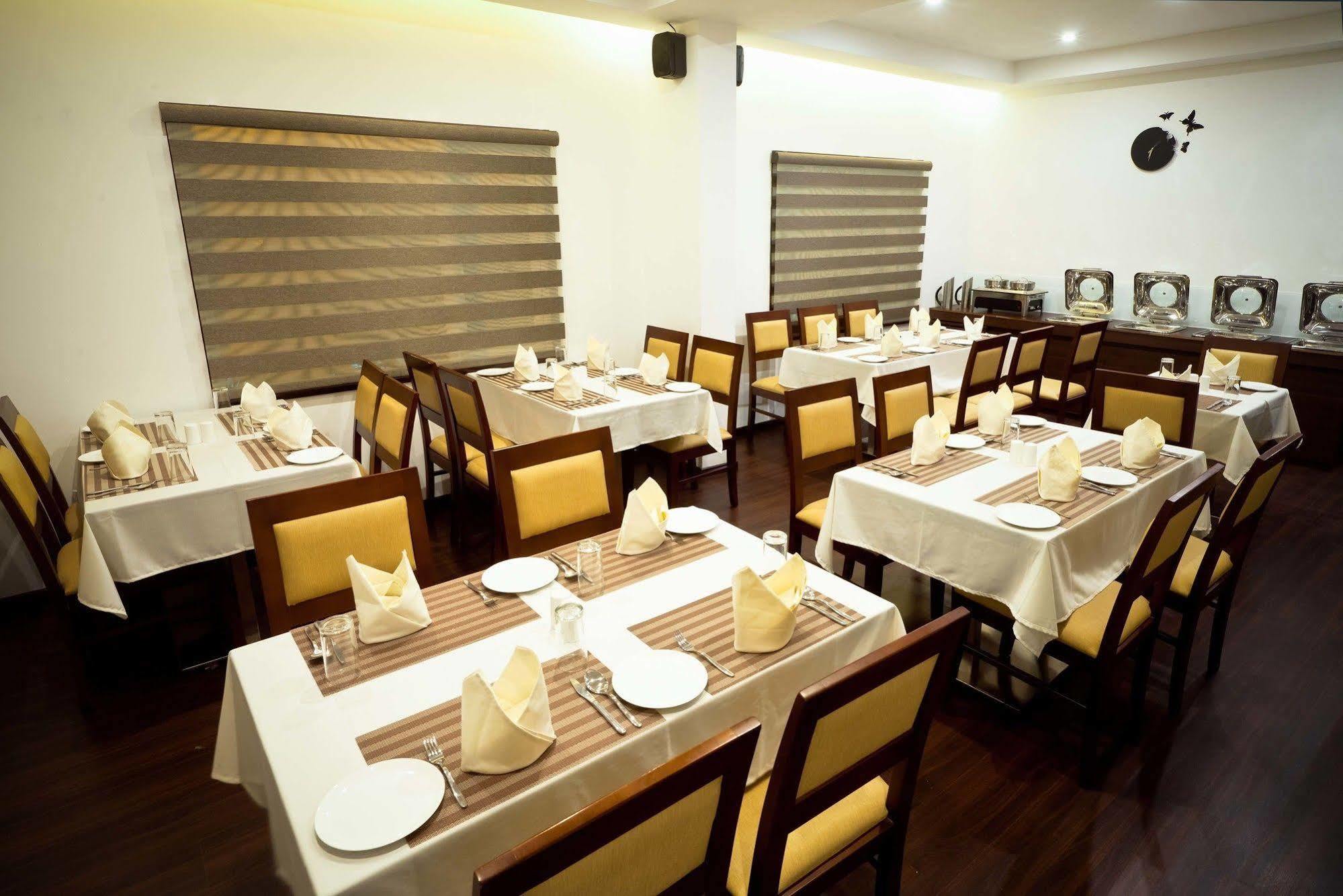 Brownstar Boutique Hotel شيناي المظهر الخارجي الصورة