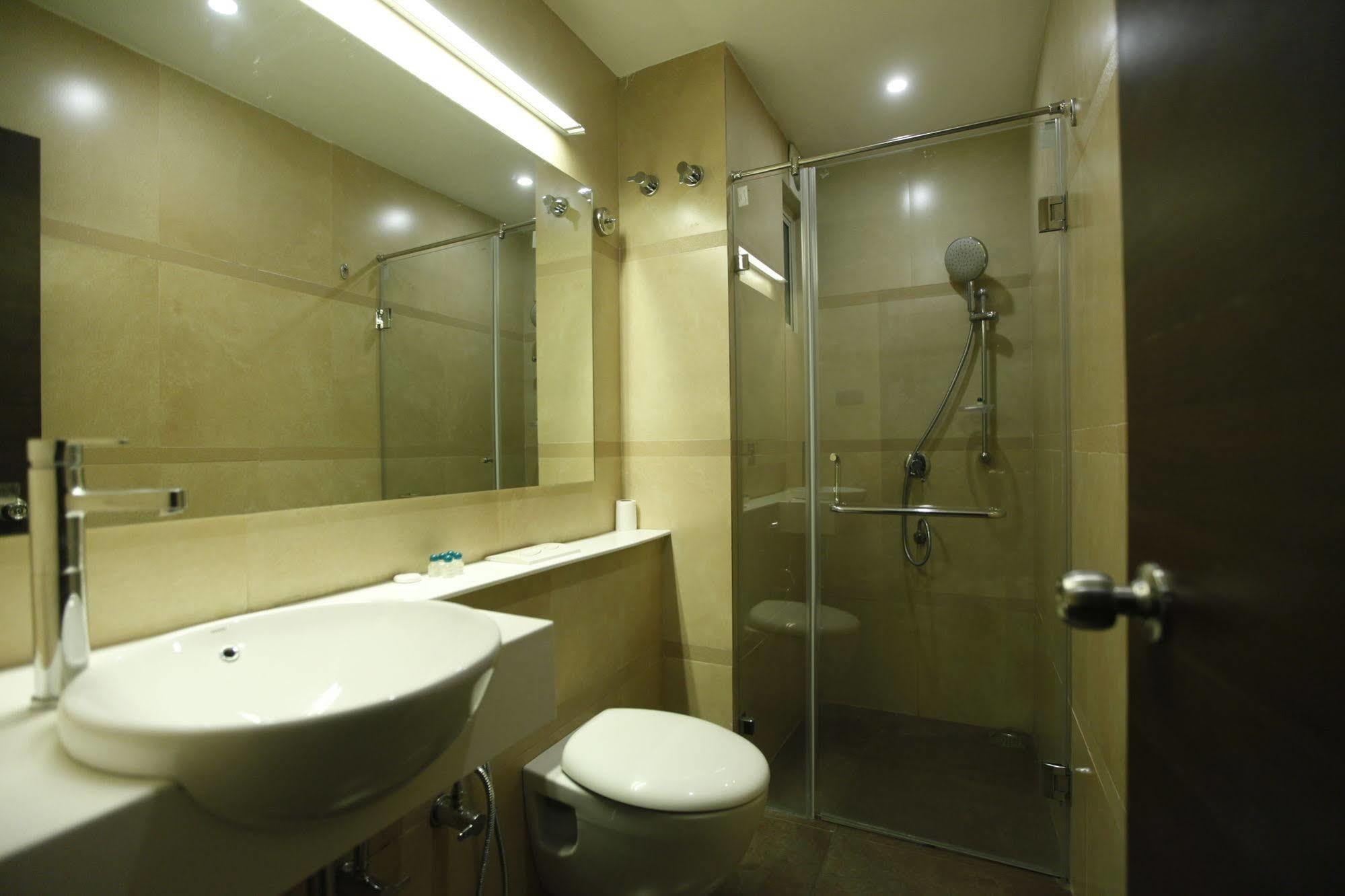 Brownstar Boutique Hotel شيناي المظهر الخارجي الصورة