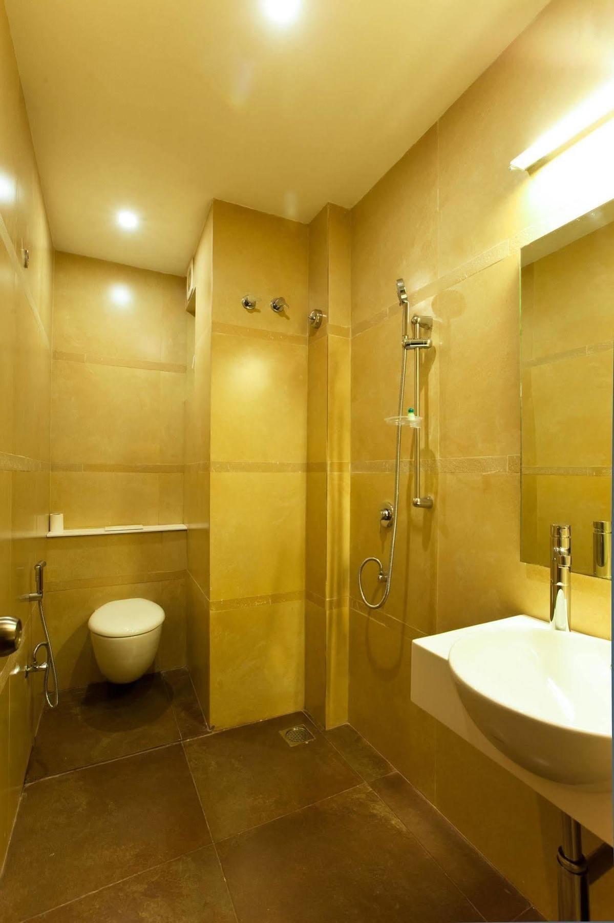 Brownstar Boutique Hotel شيناي المظهر الخارجي الصورة